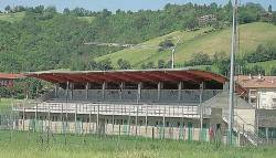 Tribuna sportiva a Traversetolo...